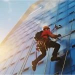 fönsterputs på höga byggnader